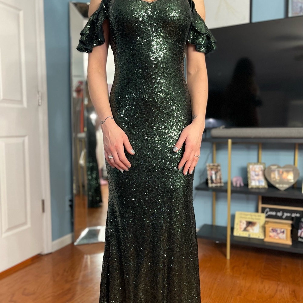 Theia Forest head to toe stunning sequin gown!! - Picture 6 of 6